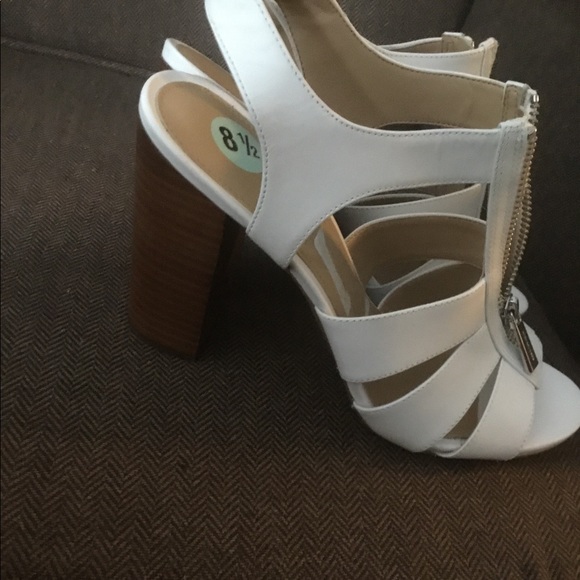 Michael kors sandals - Picture 4 of 7